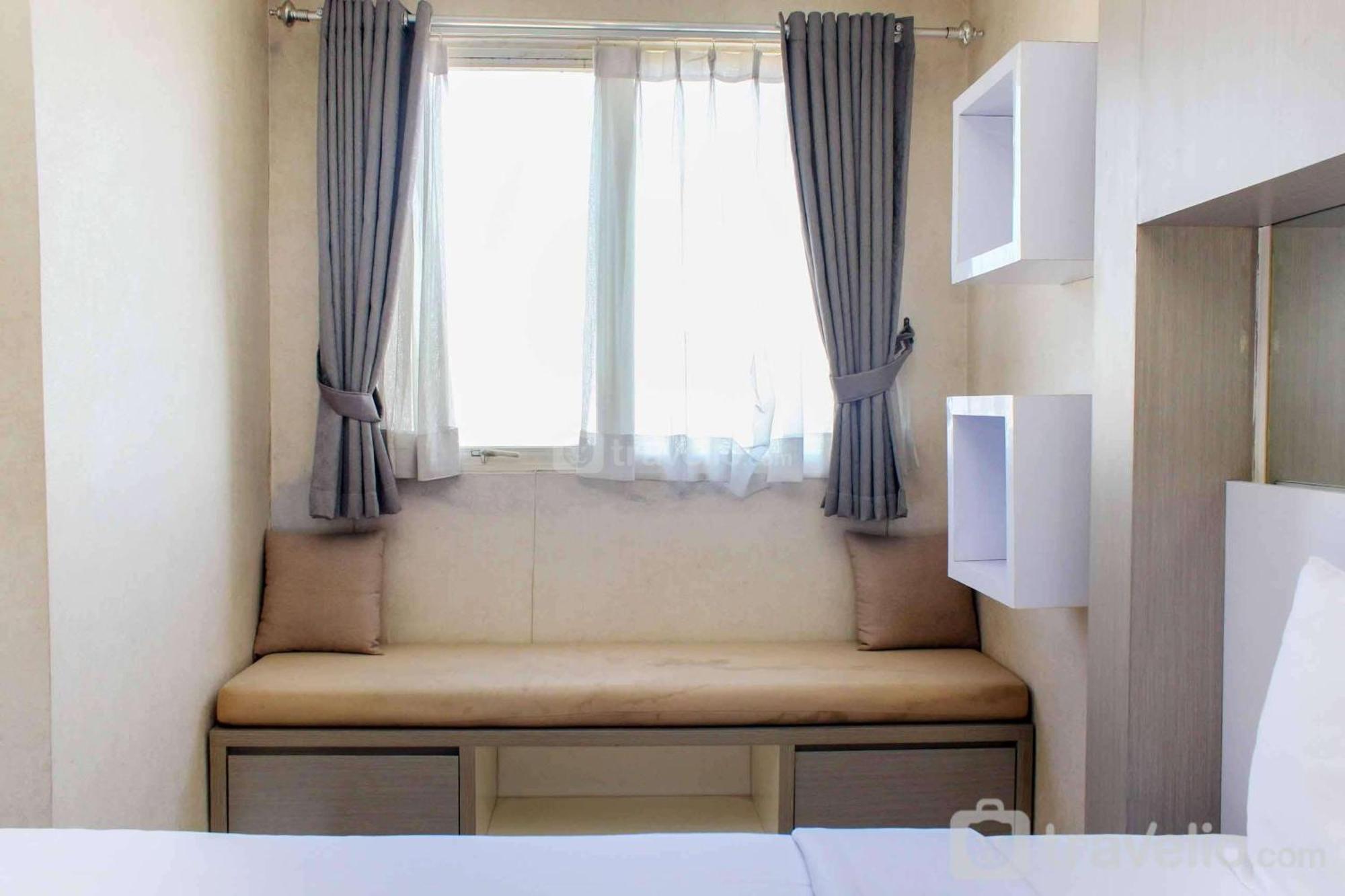 Apartemen Homey And Tidy At The Oasis By Travelio