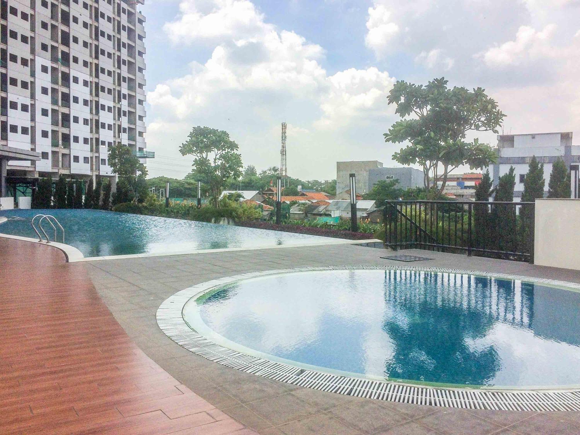 Apartemen Homey And Tidy At The Oasis By Travelio