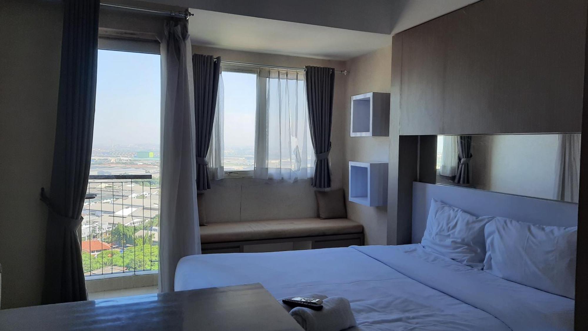 Homey And Tidy At The Oasis By Travelio Apartemen *