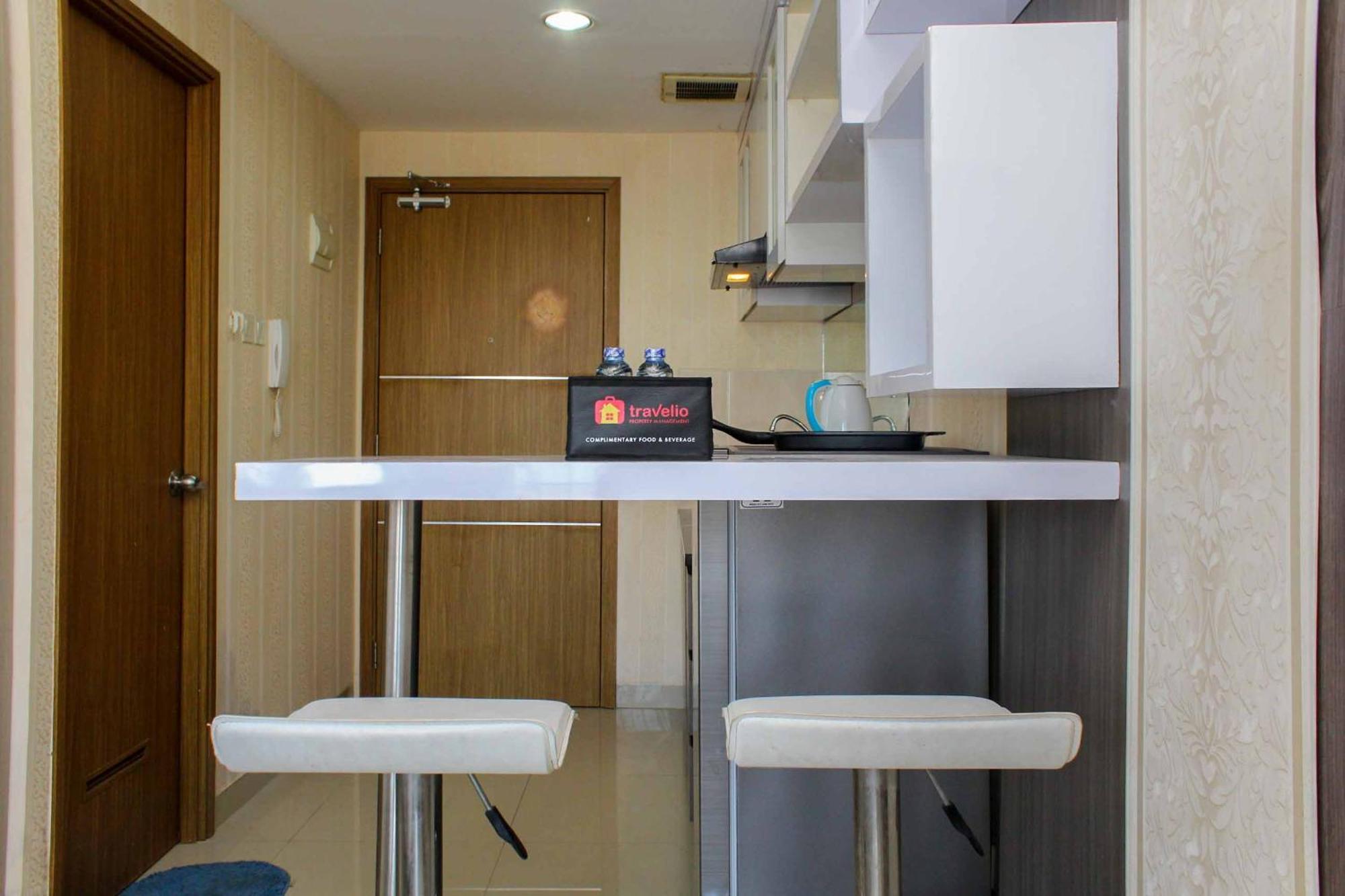 Apartemen Homey And Tidy At The Oasis By Travelio *