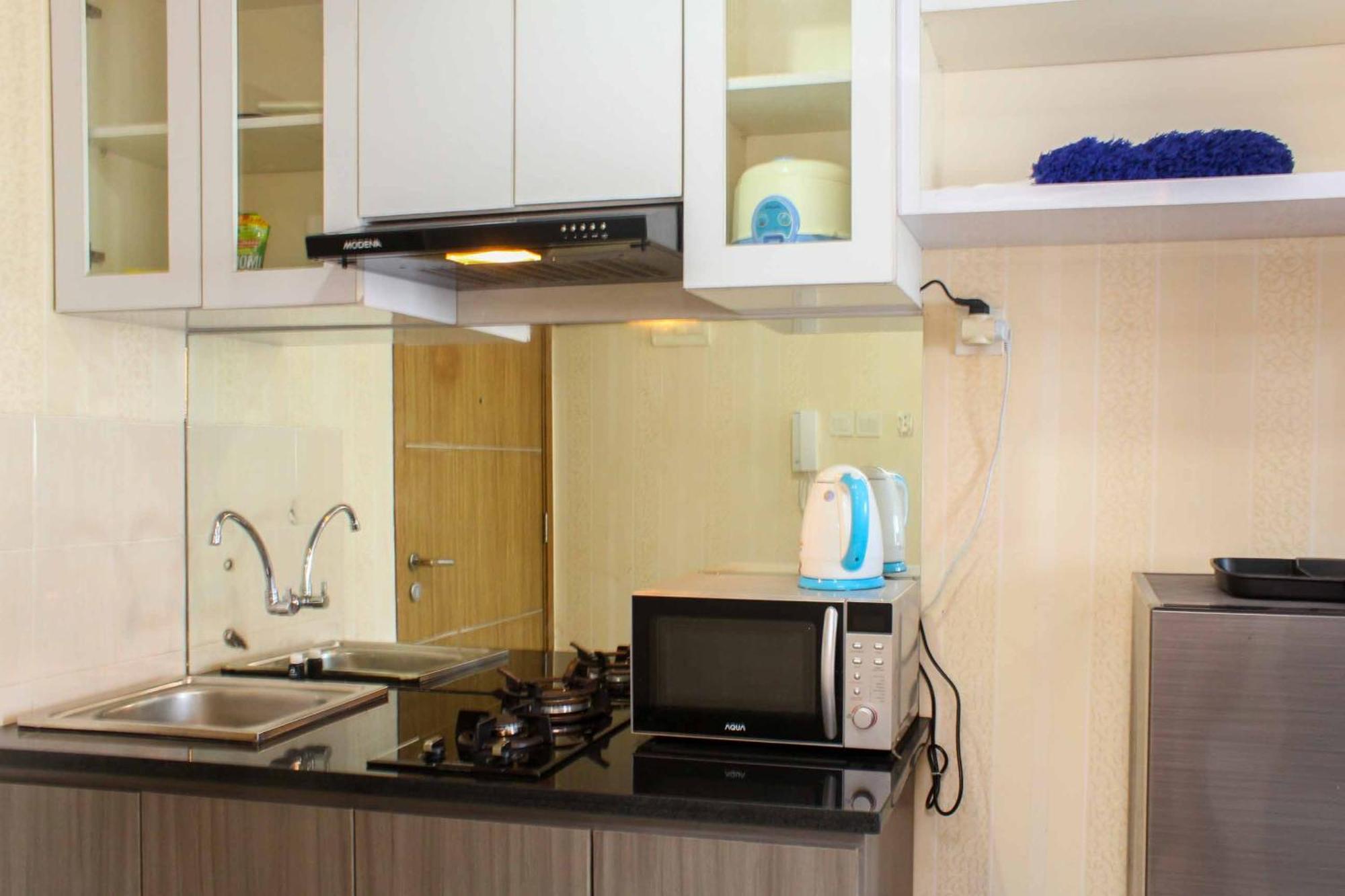 Homey And Tidy At The Oasis By Travelio Bekasi